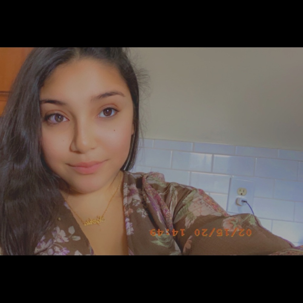 Meet your Posher, Sophia